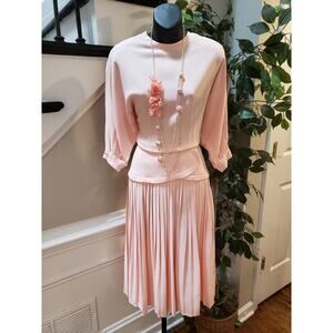 Ronnie Heller A Line Dress Womens Size 8 Pink Pleated Long Sleeve Back Button